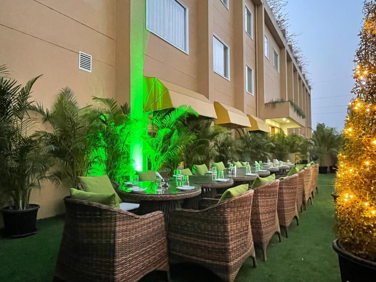 The Lalita Grand Mathura- Vrindavan Kültér fotó